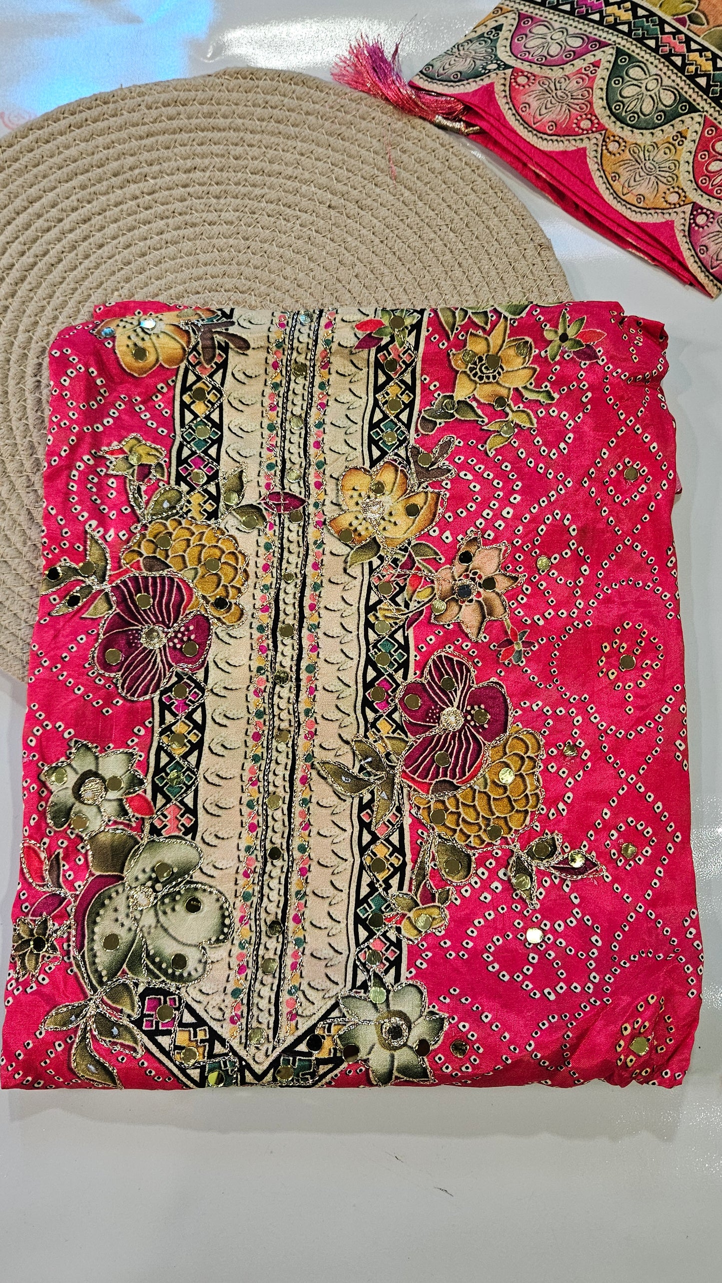 MUSLIN EMBROIDERY SUIT