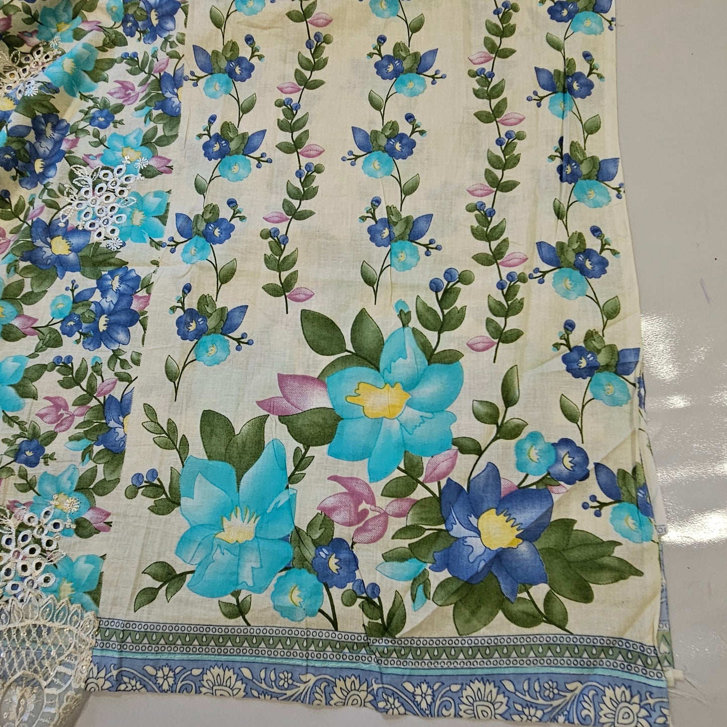 FIZA CHIKANKARI PATCH SUIT