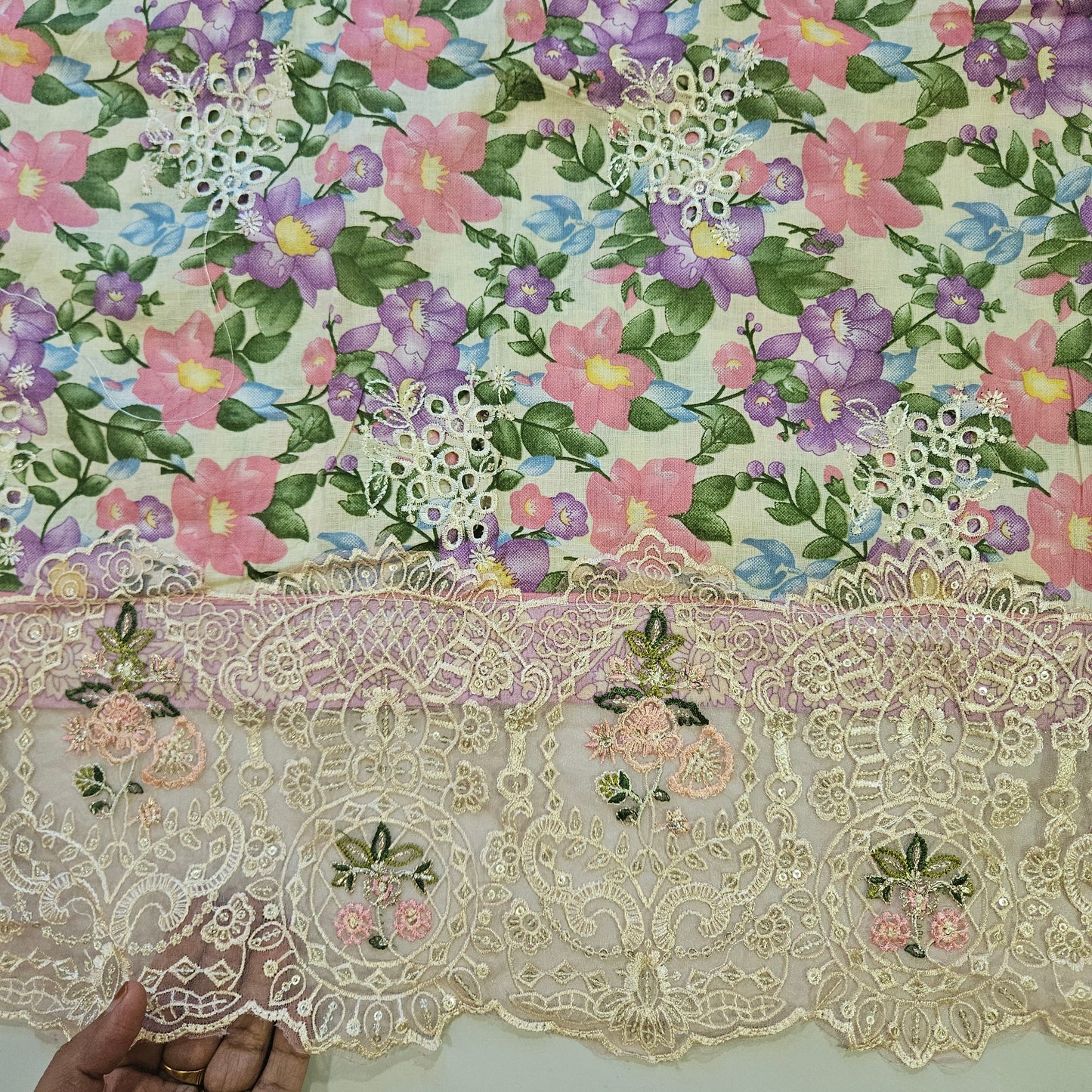 FIZA CHIKANKARI PATCH SUIT 2