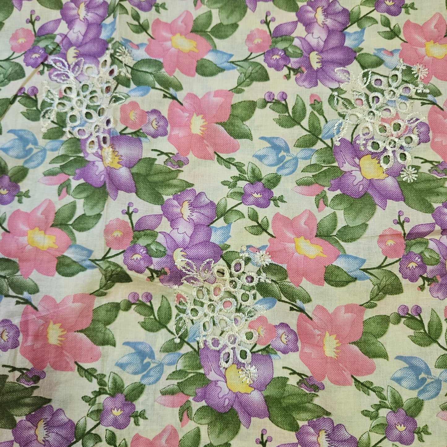 FIZA CHIKANKARI PATCH SUIT 2