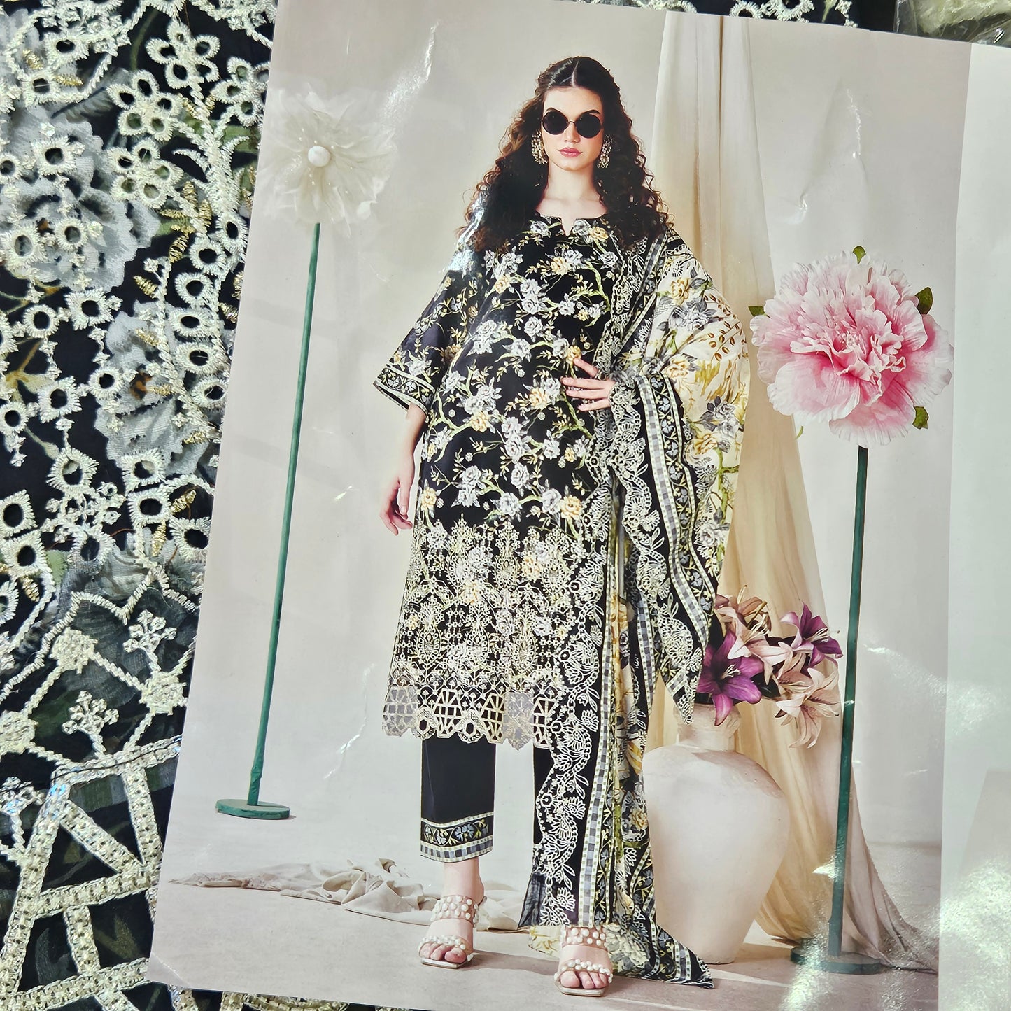 FIZA CHIKANKARI PATCH SUIT 4